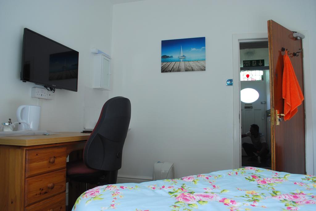 Clift Guest House Bristol Oda fotoğraf