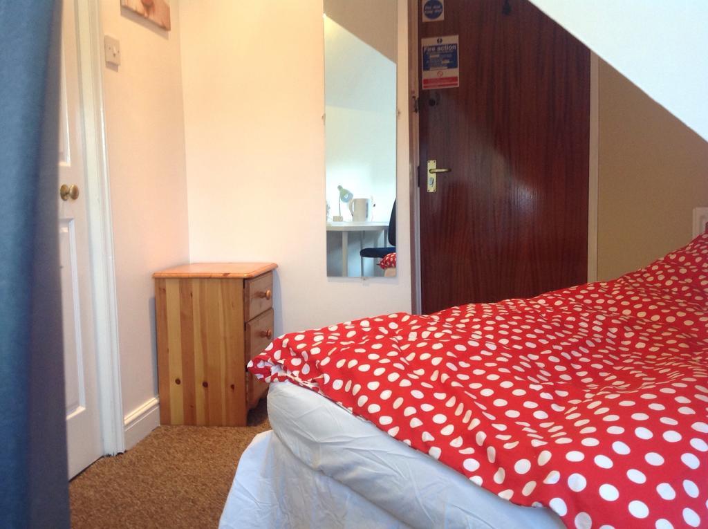 Clift Guest House Bristol Oda fotoğraf